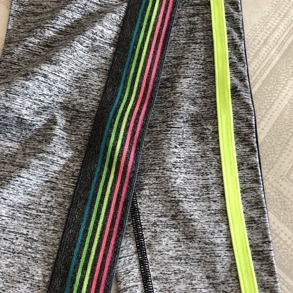 NYLORA Grey Ombré Leggings Neon Rainbow Side Stripes Size XS - Picture 3 of 8